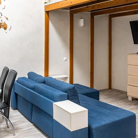 On Kovzhuna Street Apartament