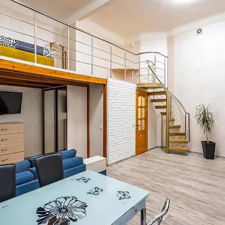 On Kovzhuna Street Daire *