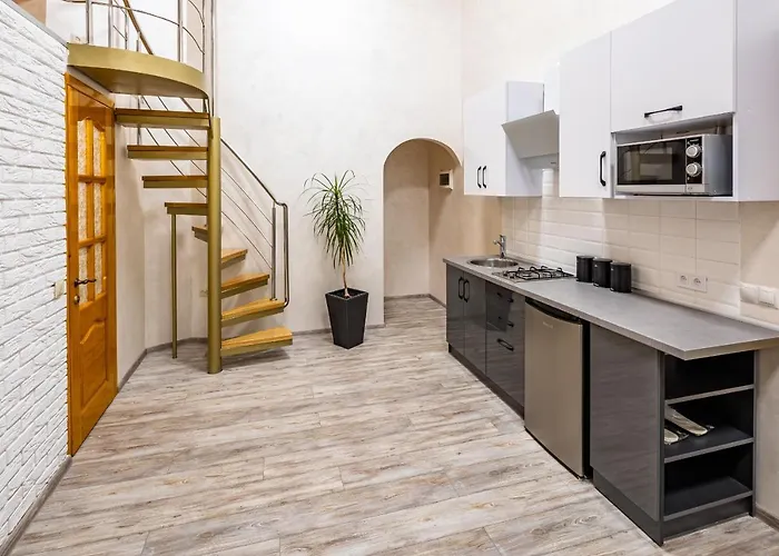 On Kovzhuna Street * Lwów