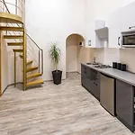 On Kovzhuna Street * إلفيف